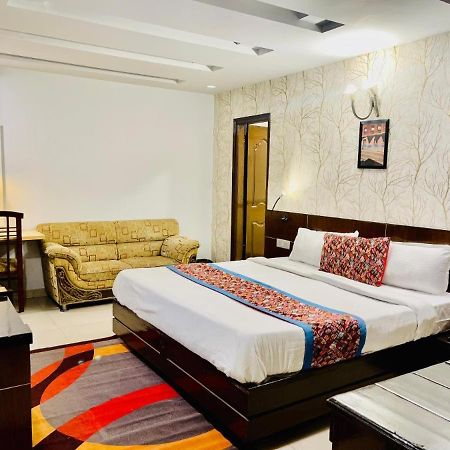 Hotel Queens Tower أمريتسار المظهر الخارجي الصورة