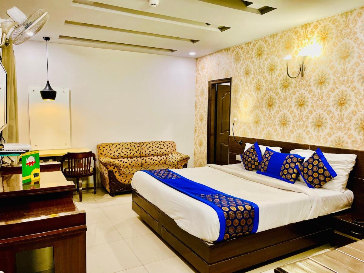 Hotel Queens Tower أمريتسار المظهر الخارجي الصورة