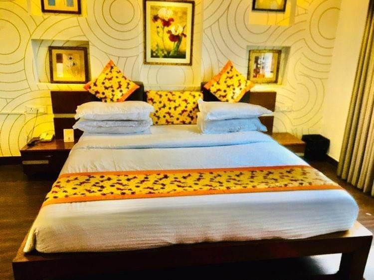 Hotel Queens Tower أمريتسار المظهر الخارجي الصورة