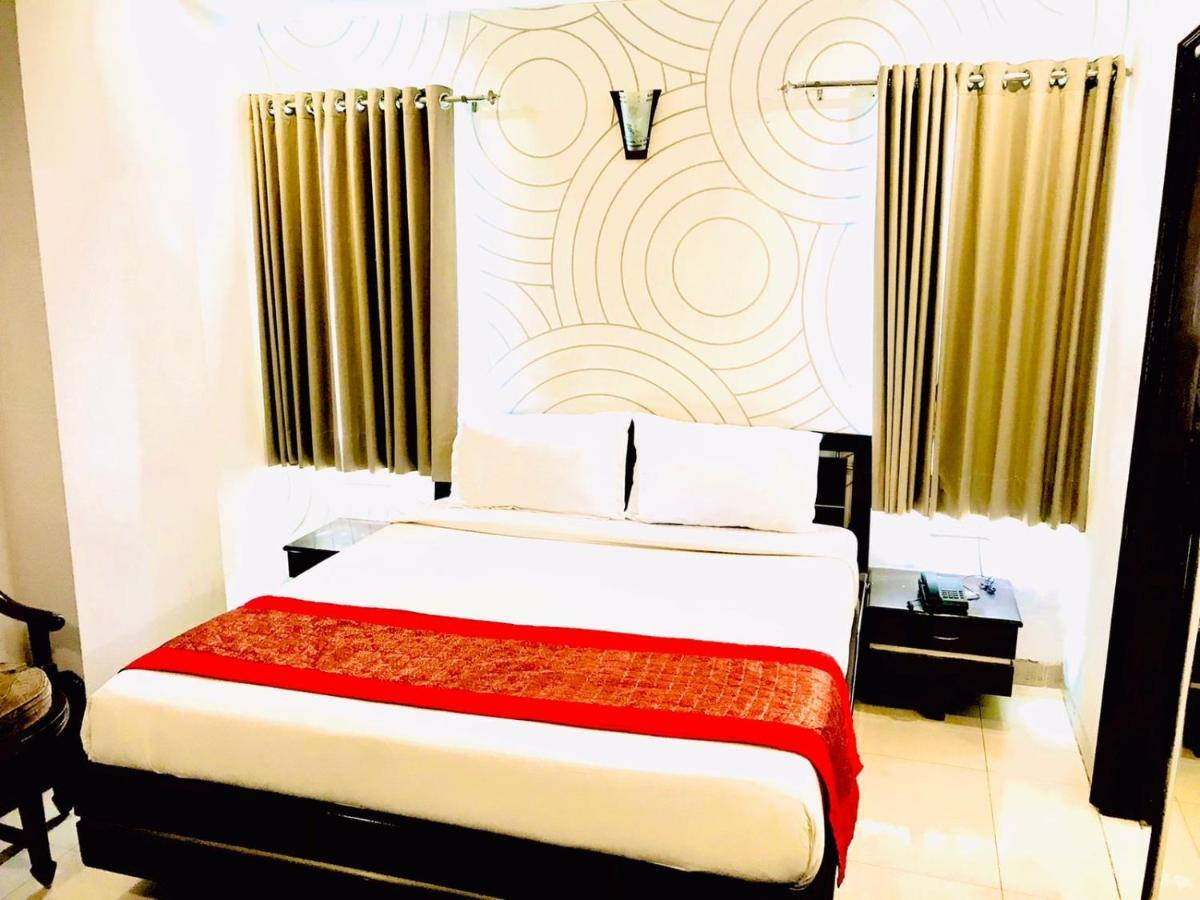 Hotel Queens Tower أمريتسار المظهر الخارجي الصورة