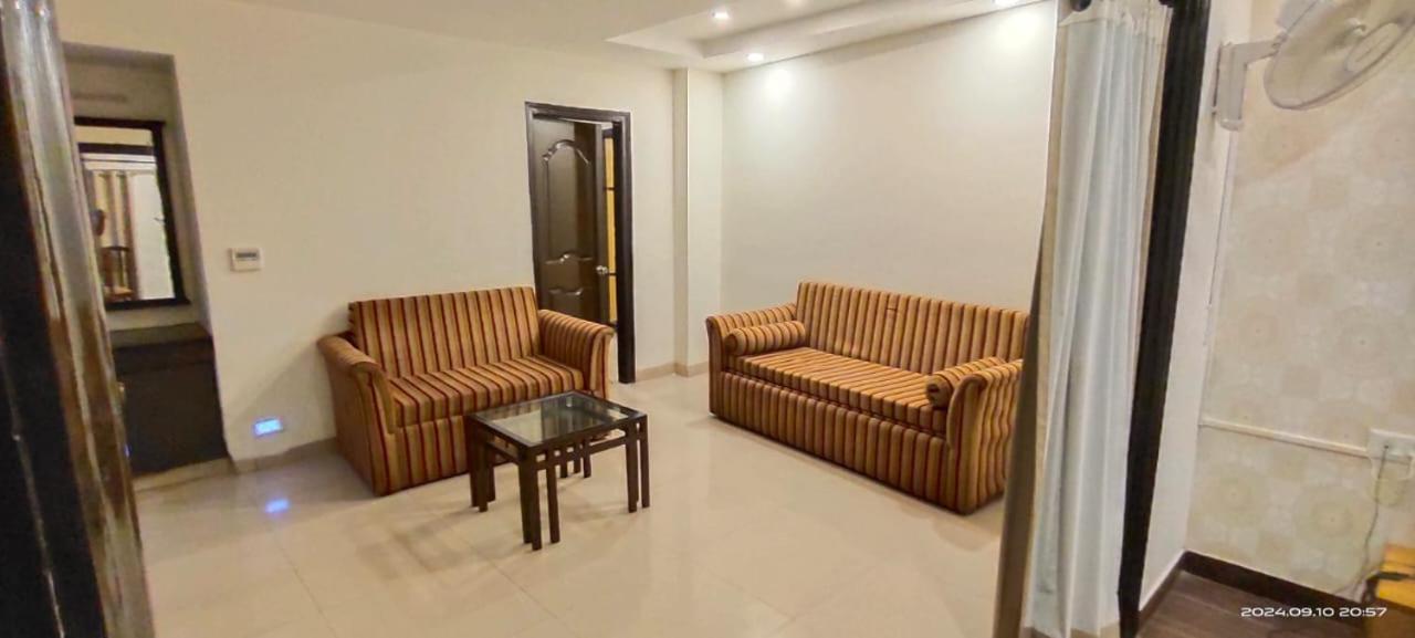 Hotel Queens Tower أمريتسار المظهر الخارجي الصورة