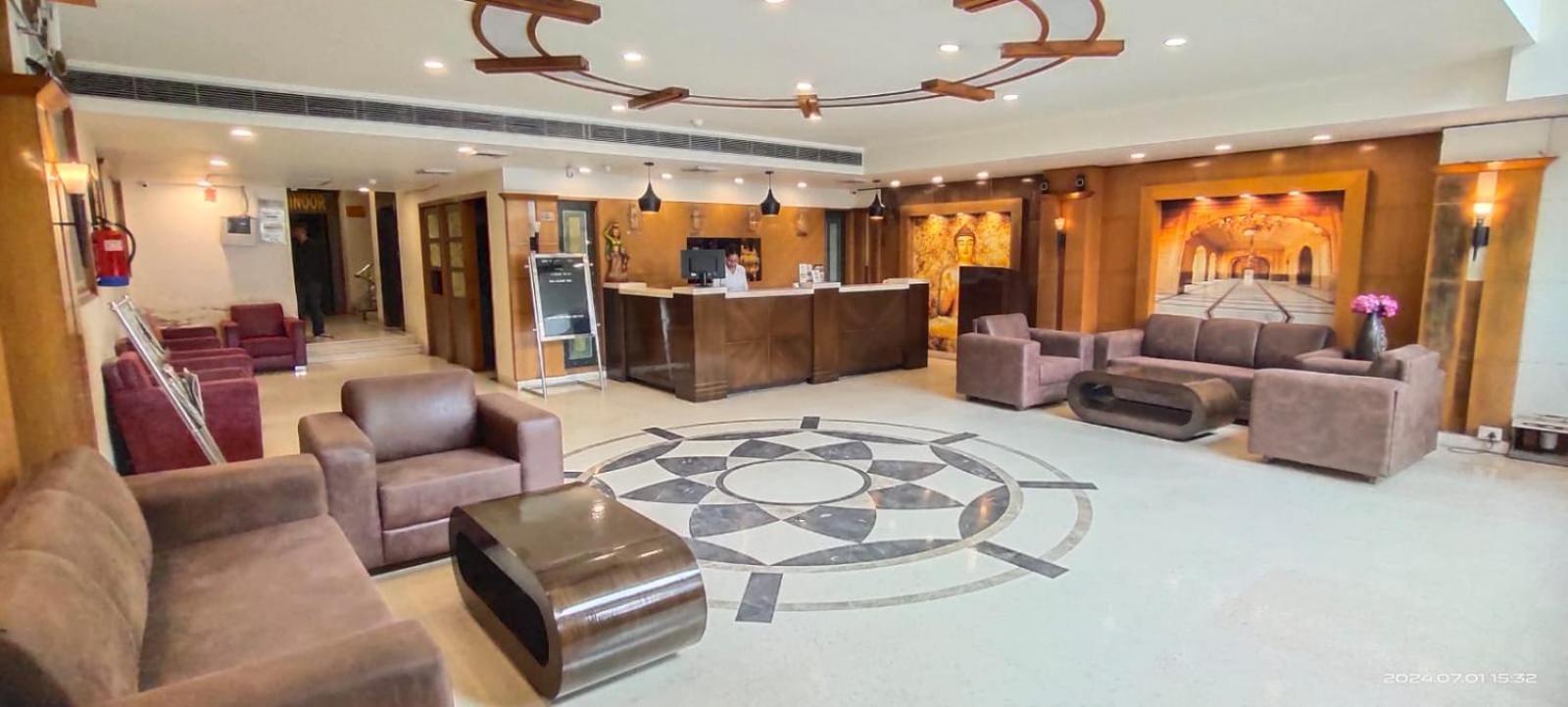 Hotel Queens Tower أمريتسار المظهر الخارجي الصورة